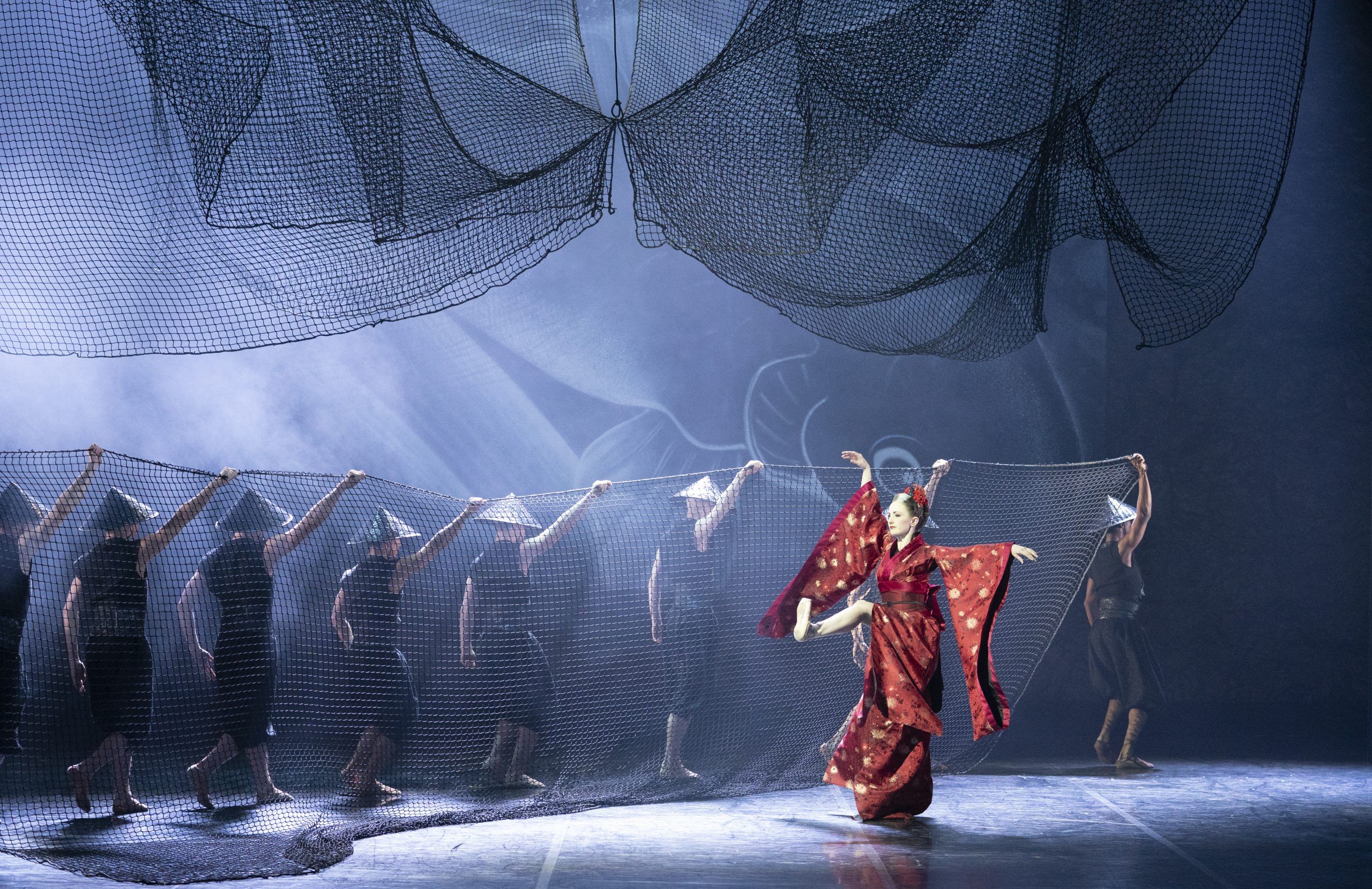 Hannah-Bateman-as-the-Geisha-Mother-with-Northern-Ballet-dancers-in-Geisha.-Photo-Emma-Kauldhar-scaled.jpg